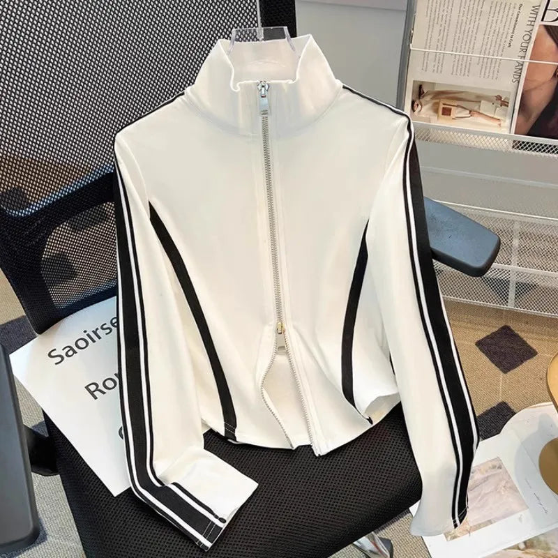 Contrasting-Color V-Neck Short-Sleeved Hoodie with Long Sleeves, Women's Early Autumn Fitted Short Double-Zip Cardigan Top